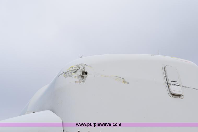 image for item K2365 1998 Peterbilt 377 semi truck