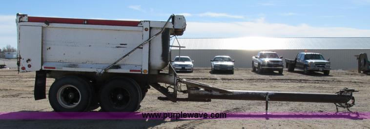 image for item K3170 1983 Clement end dump pup trailer