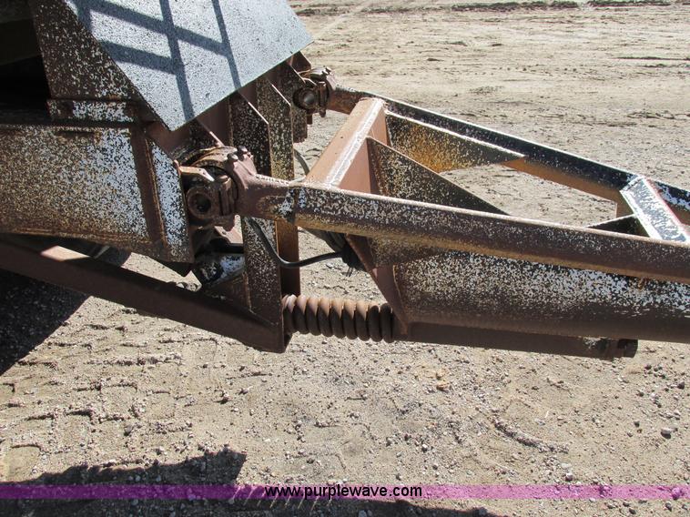 image for item K3170 1983 Clement end dump pup trailer