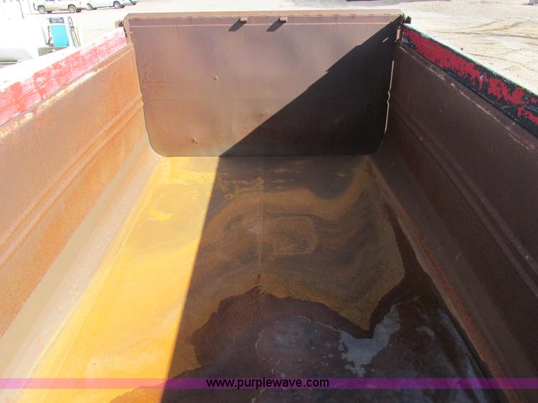 image for item K3170 1983 Clement end dump pup trailer