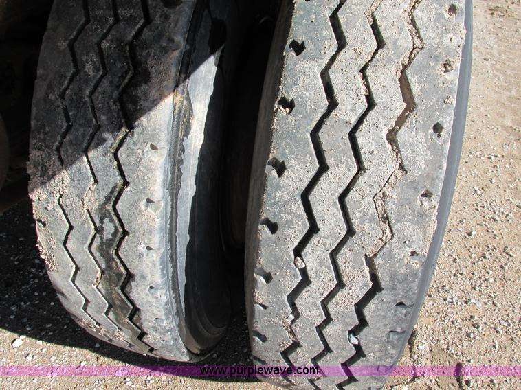 image for item K3170 1983 Clement end dump pup trailer