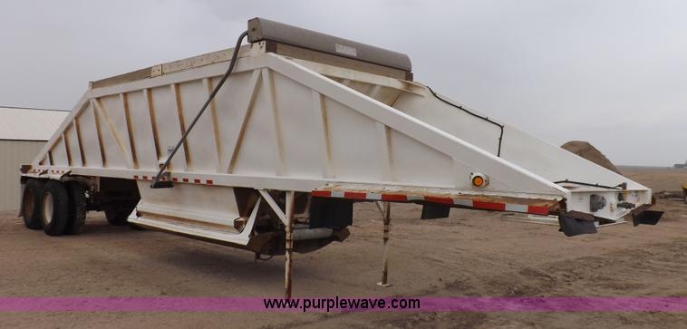image for item K3759 2002 Ranco bottom dump trailer