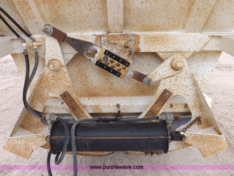 image for item K3759 2002 Ranco bottom dump trailer