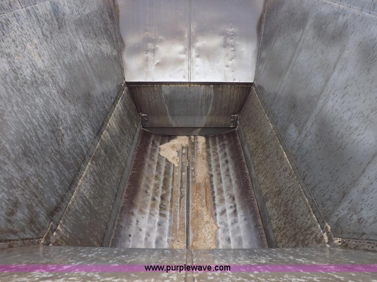 image for item K3759 2002 Ranco bottom dump trailer