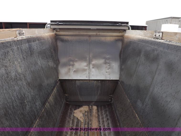 image for item K3759 2002 Ranco bottom dump trailer