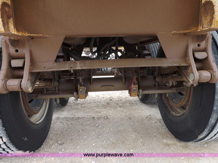 image for item K3759 2002 Ranco bottom dump trailer