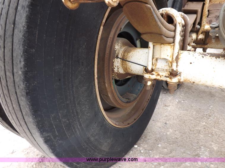 image for item K3759 2002 Ranco bottom dump trailer