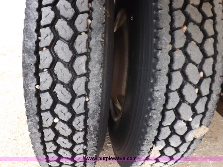 image for item K3759 2002 Ranco bottom dump trailer