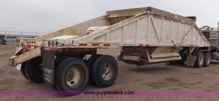 image for item K3760 1993 Ranco bottom dump trailer