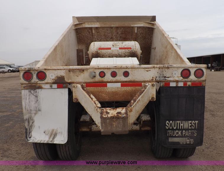 image for item K3760 1993 Ranco bottom dump trailer
