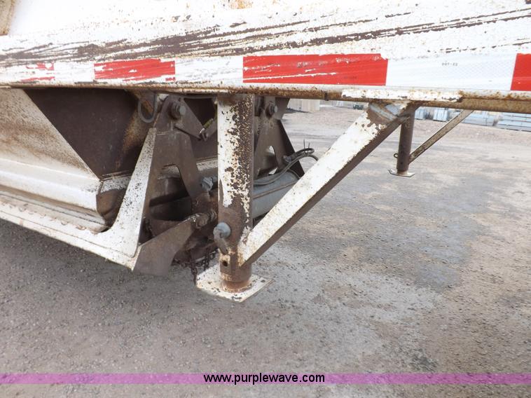 image for item K3760 1993 Ranco bottom dump trailer