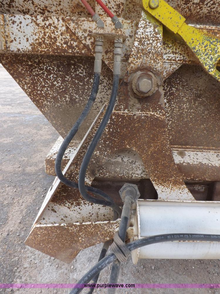 image for item K3760 1993 Ranco bottom dump trailer