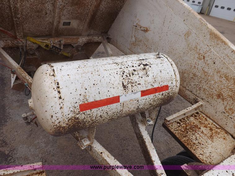 image for item K3760 1993 Ranco bottom dump trailer