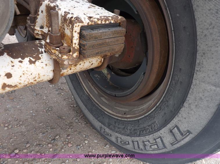 image for item K3760 1993 Ranco bottom dump trailer