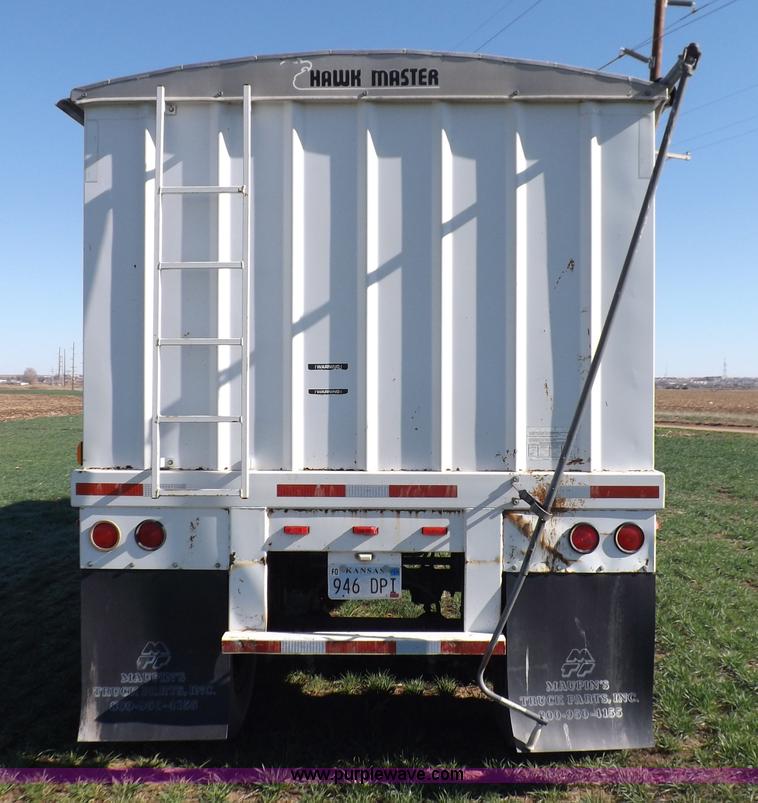 image for item K3767 1999 Hawk Master grain trailer