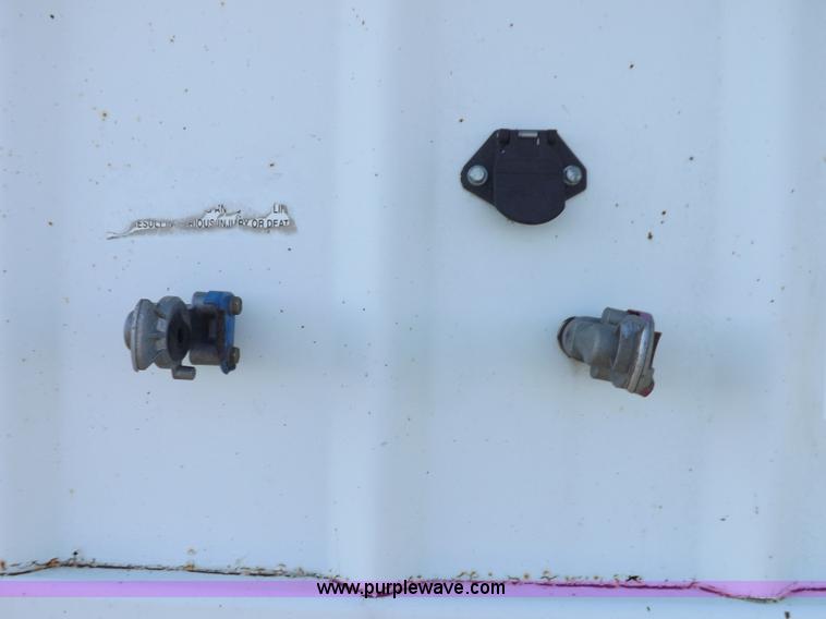 image for item K3767 1999 Hawk Master grain trailer