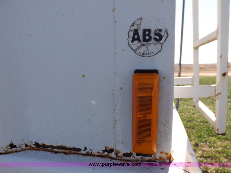 image for item K3767 1999 Hawk Master grain trailer