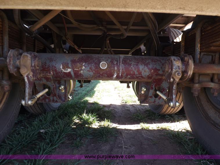 image for item K3768 1979 Guthrie grain trailer