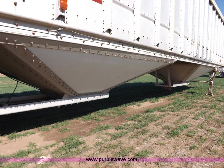 image for item K3768 1979 Guthrie grain trailer