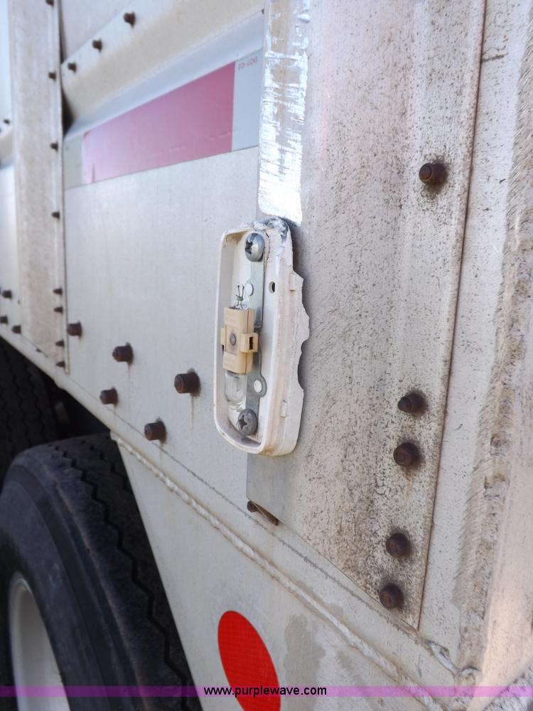 image for item K3768 1979 Guthrie grain trailer