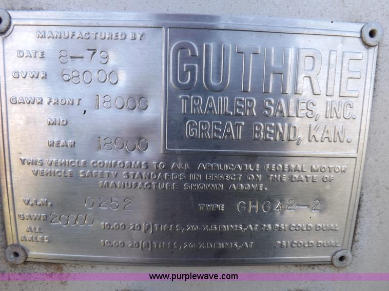 image for item K3768 1979 Guthrie grain trailer