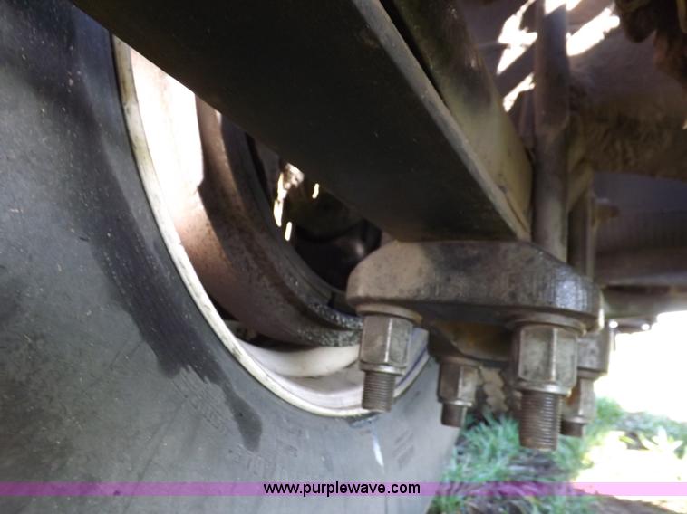 image for item K3769 2003 International 9100i semi truck