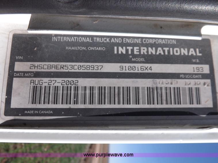 image for item K3769 2003 International 9100i semi truck