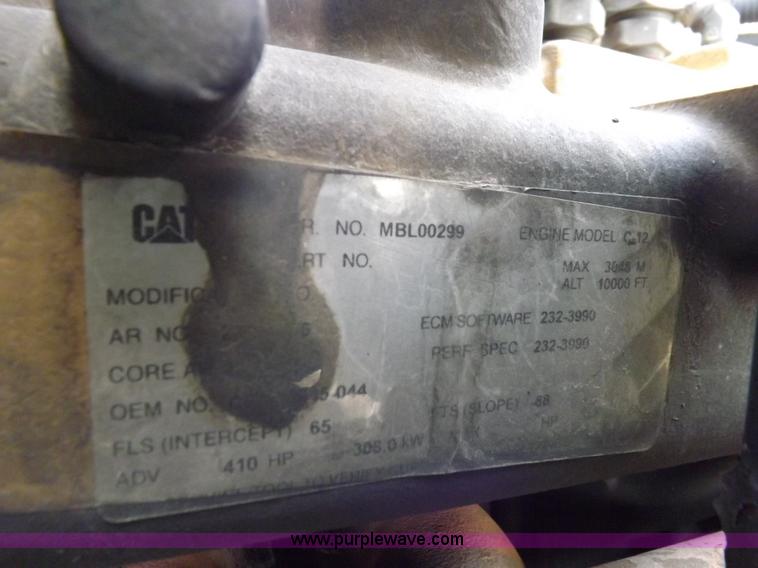 image for item K3770 2004 Freightliner ST120 semi truck