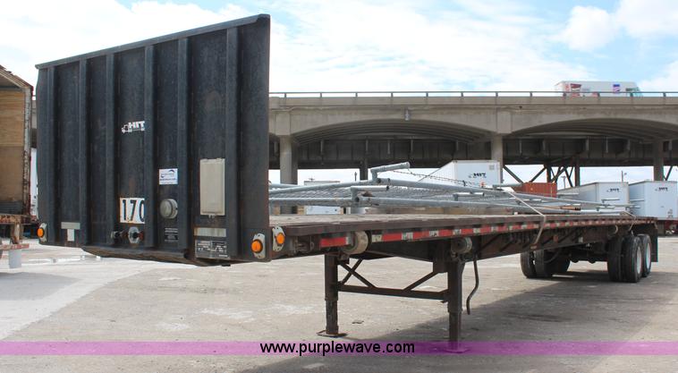 image for item K6828 1995 Trailmobile flatbed trailer