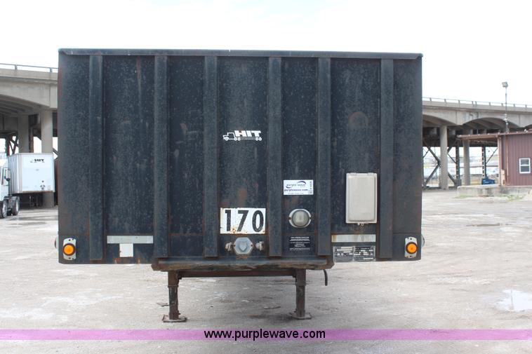 image for item K6828 1995 Trailmobile flatbed trailer