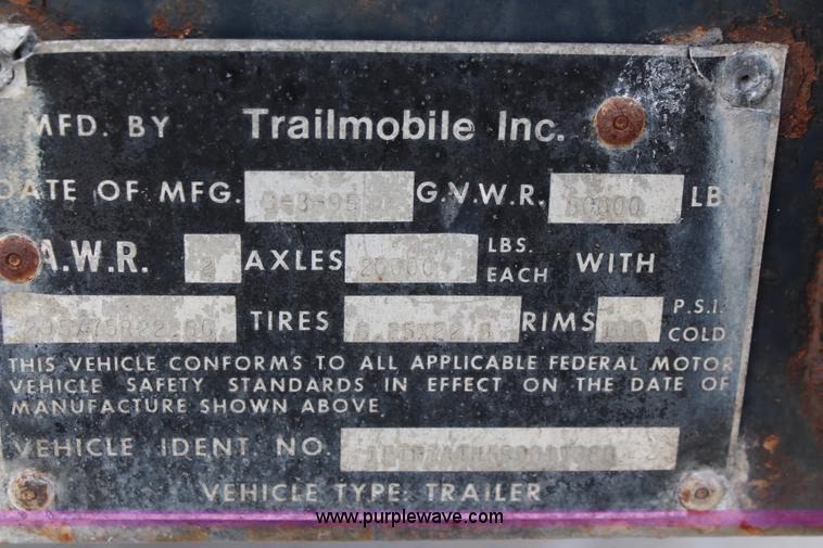 image for item K6828 1995 Trailmobile flatbed trailer