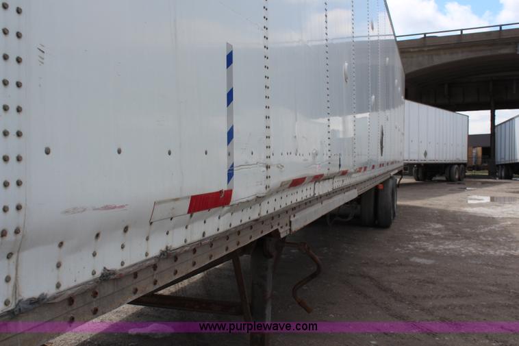 image for item K6830 2000 Wabash dry van trailer