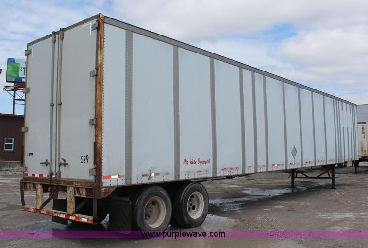 image for item K6831 1994 Monan dry van trailer