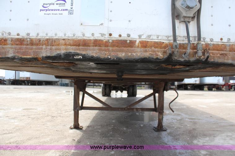 image for item K6831 1994 Monan dry van trailer