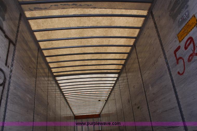 image for item K6831 1994 Monan dry van trailer