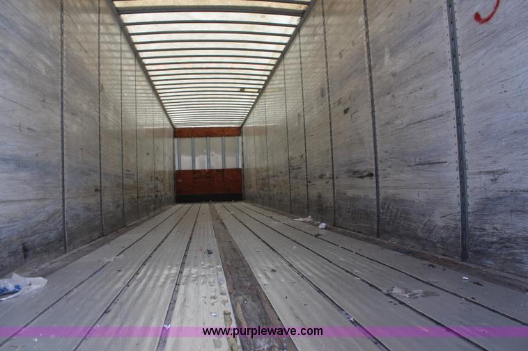 image for item K6831 1994 Monan dry van trailer