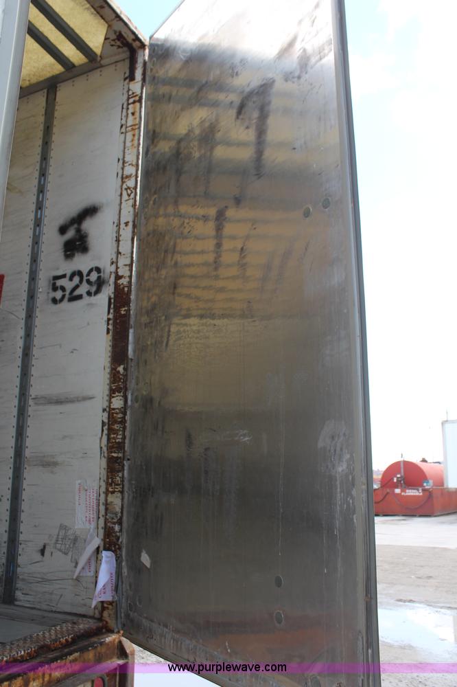 image for item K6831 1994 Monan dry van trailer