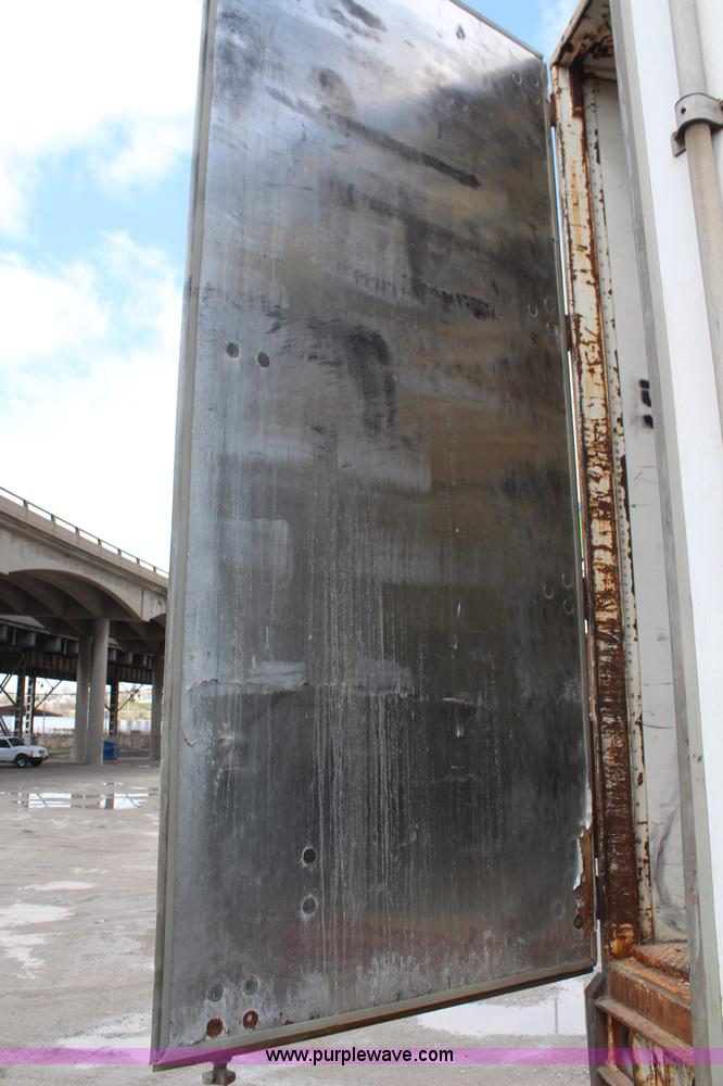 image for item K6831 1994 Monan dry van trailer