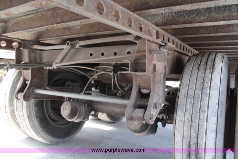 image for item K6832 1996 Trailmobile dry van trailer