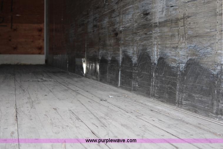 image for item K6832 1996 Trailmobile dry van trailer