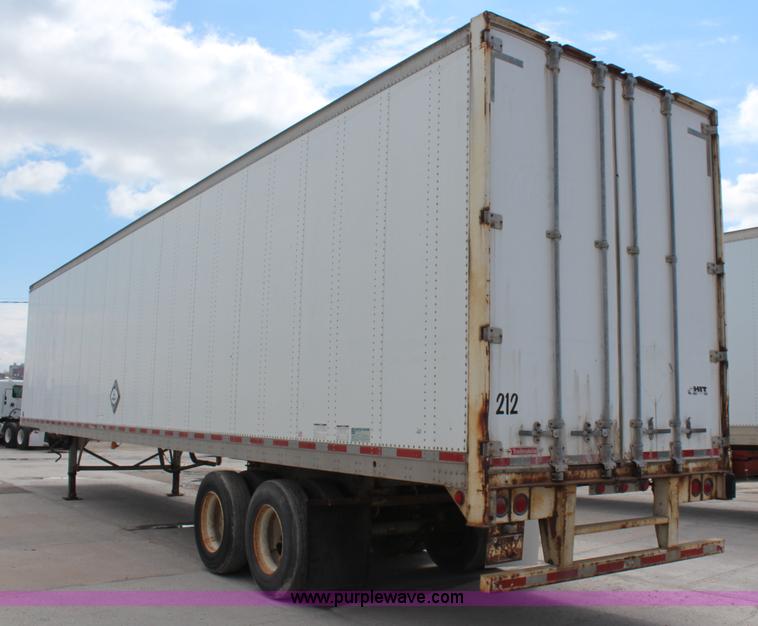image for item K6833 1995 Trailmobile dry van trailer