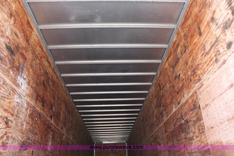 image for item K6833 1995 Trailmobile dry van trailer