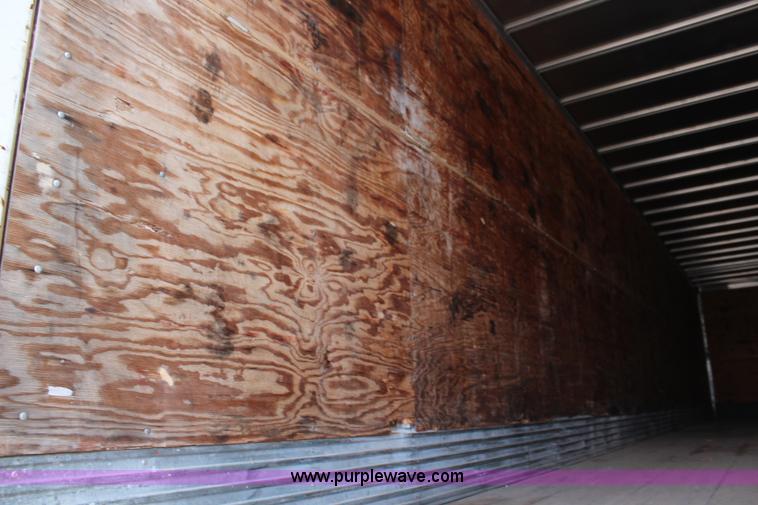 image for item K6833 1995 Trailmobile dry van trailer