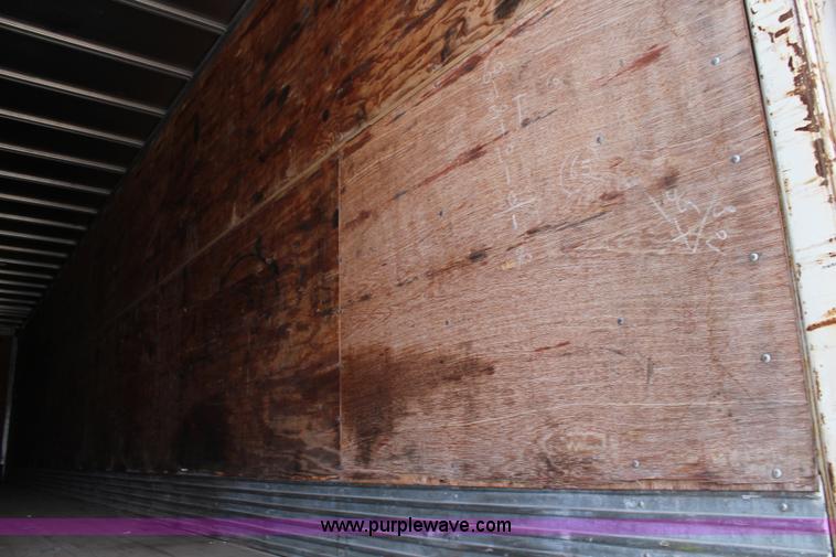 image for item K6833 1995 Trailmobile dry van trailer