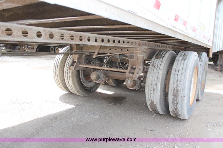 image for item K6834 1996 Trailmobile dry van trailer