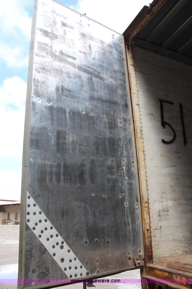 image for item K6834 1996 Trailmobile dry van trailer