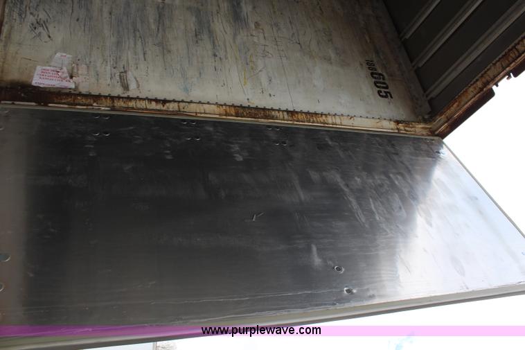 image for item K6835 1996 Trailmobile dry van trailer