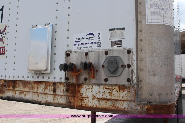 image for item K6837 2000 Wabash dry van trailer