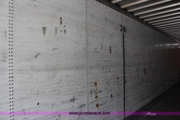 image for item K6837 2000 Wabash dry van trailer