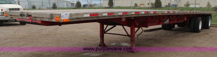 image for item K6838 2005 Transcraft Eagle flatbed trailer